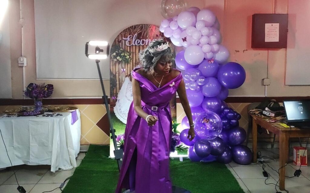 Los 75 de Eleanor
