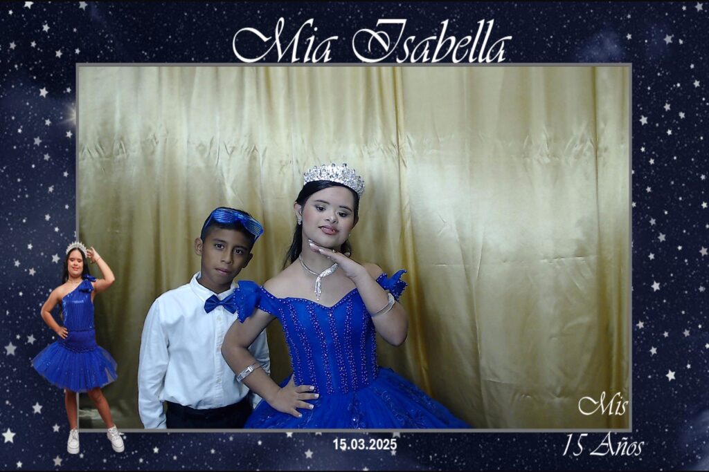 Video Guest Book – Los XV de Mia Isabella